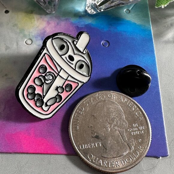 Raccoon Boba Tea Lapel Pin Pearl Tea Bubble Tea Pin Brooch Accessories Jewelry - Picture 3 of 8